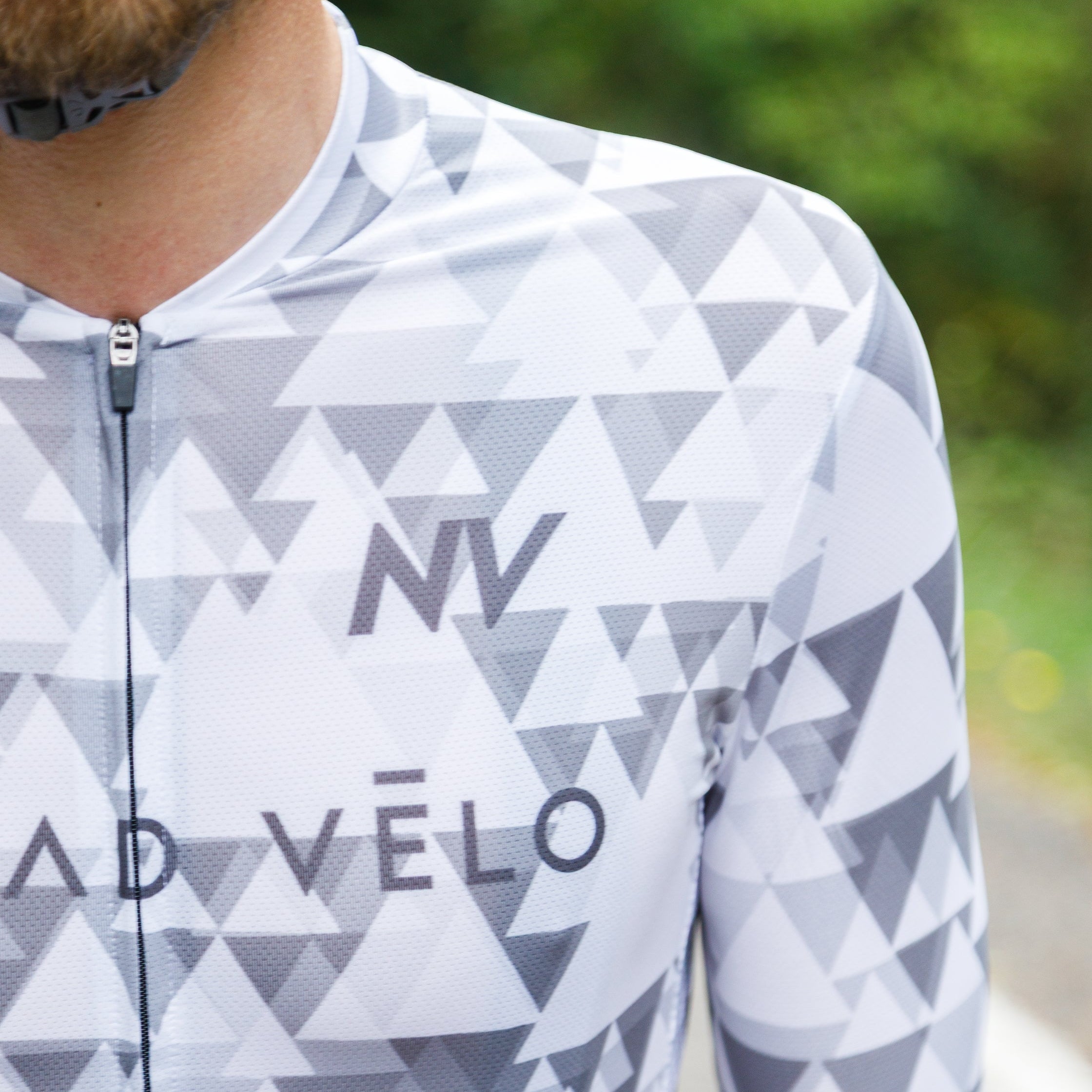 Grey Aero Cycling Jersey for Fast Rides - Geometric Jersey