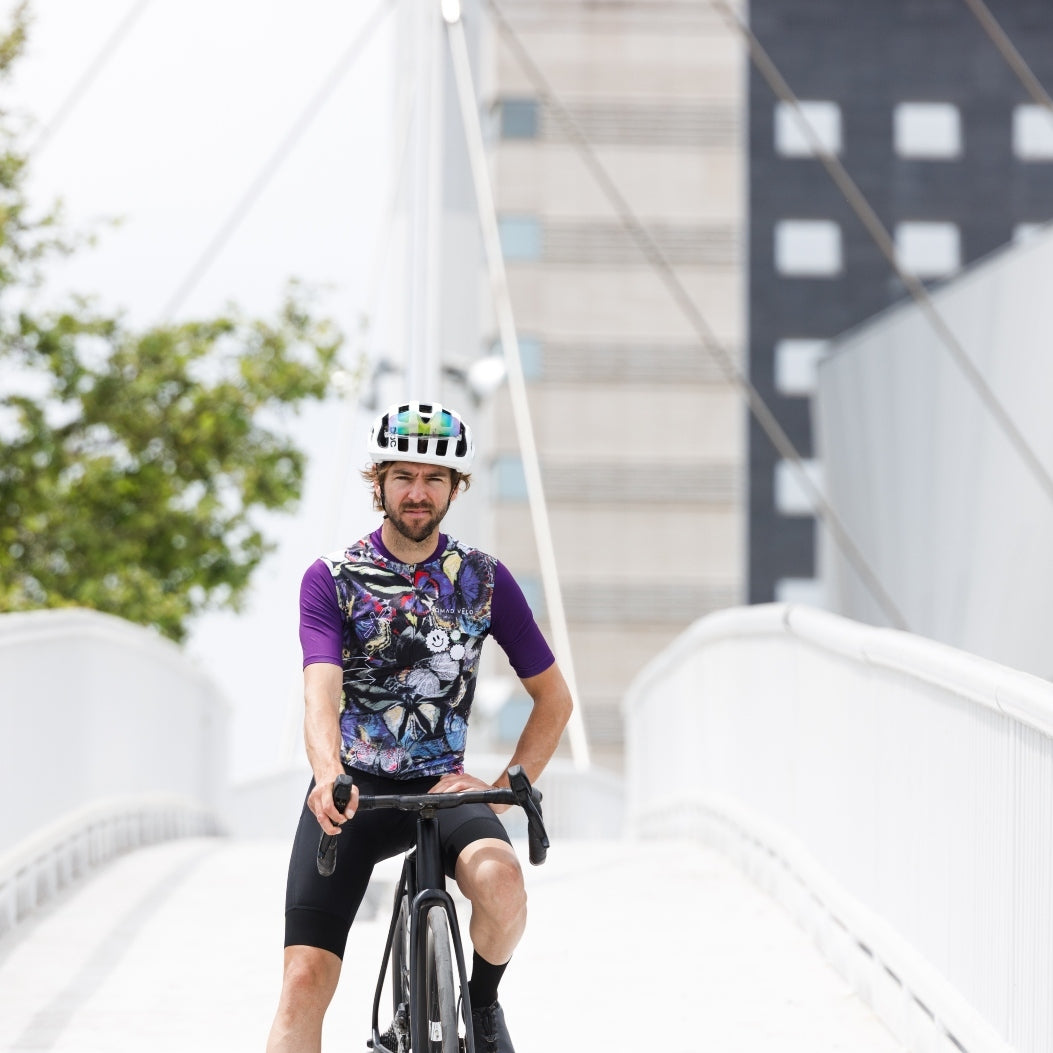 Star Pattern Aero Cycling Jersey with Bold Vibe – Cosmik Jersey